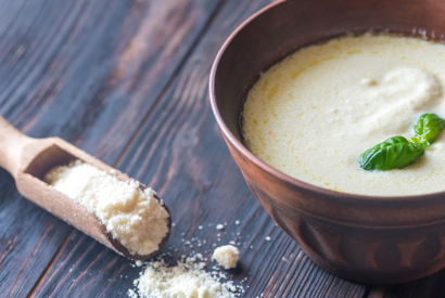 Thumbnail for Easy Low Carb Alfredo Sauce