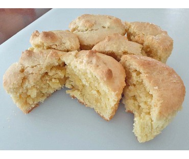 Low Carb Cornmeal Muffins - Fresh Baked